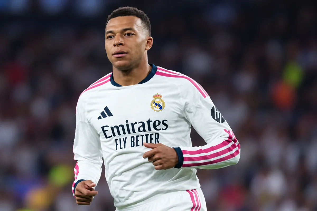 ريال مدريد يعتذر للصين بعد تصريحات مبابي المثيرة للجدل